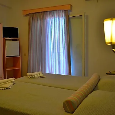 Ifigenia 2* Skiathos Town