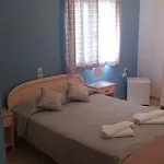 伊菲吉尼亚酒店 2*