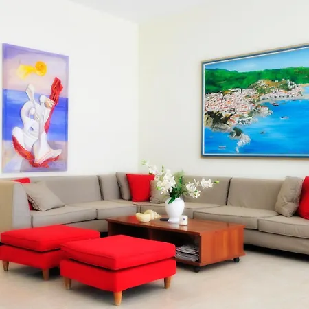 Szálloda Ifigenia 2*